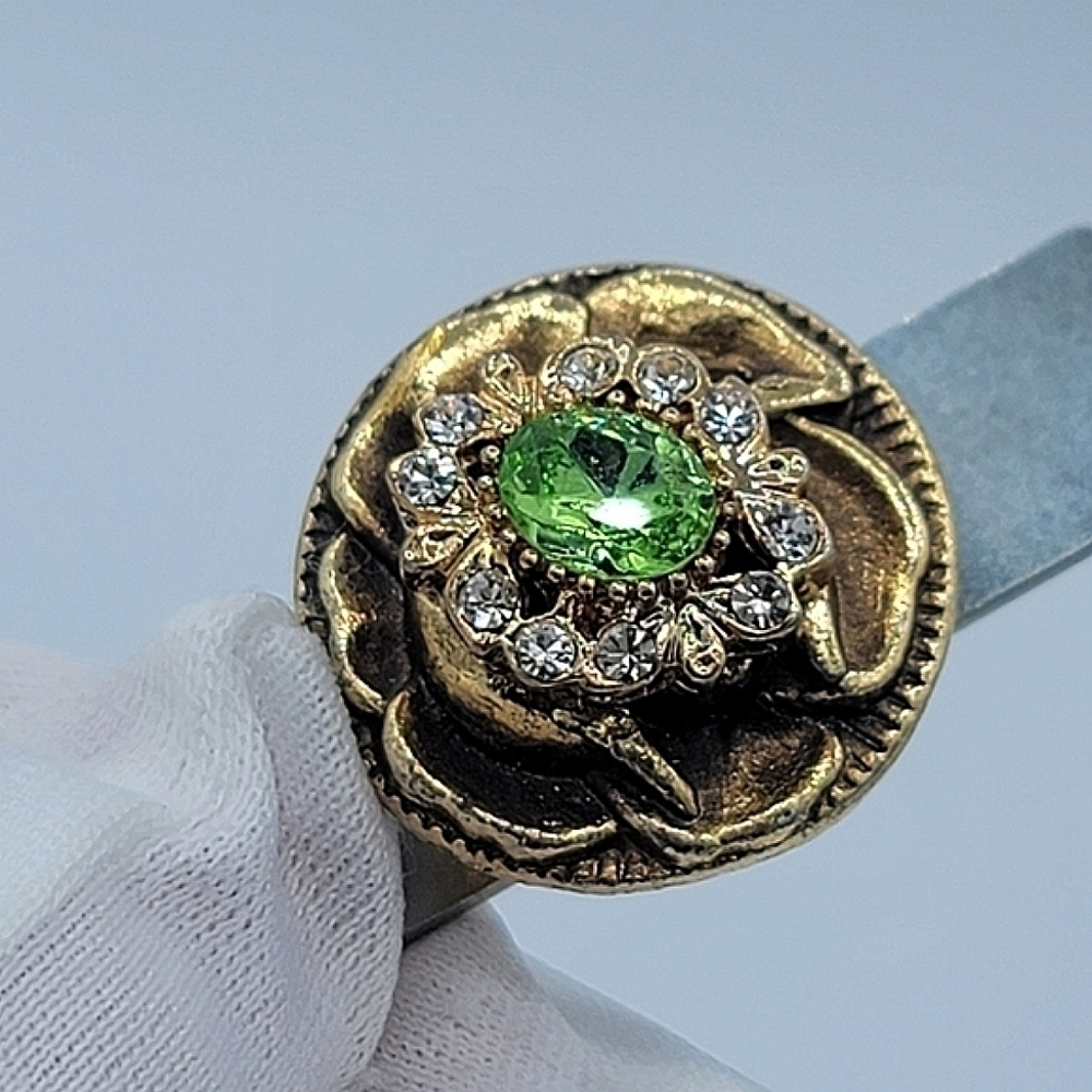 Vintage Button Brooch Goldtone Green Crystal Magnet #665